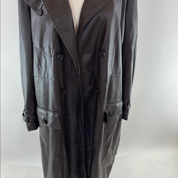 Osman Yousefzada Collective, Faux Leather Trench Coat, Size 16 - Picture 5 of 16